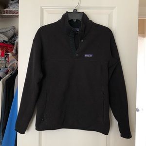 Black Patagonia Button Up Fleece